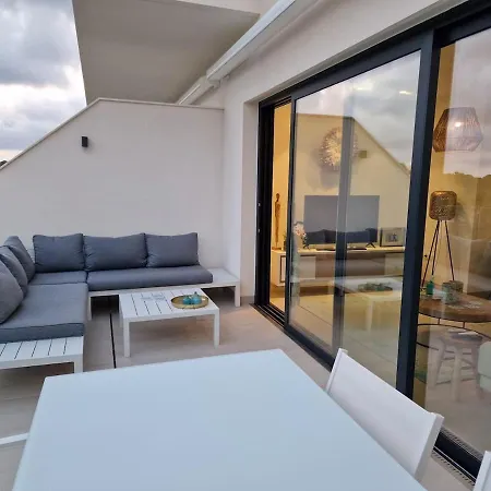 Fantastic In Colinas Golf Apartment